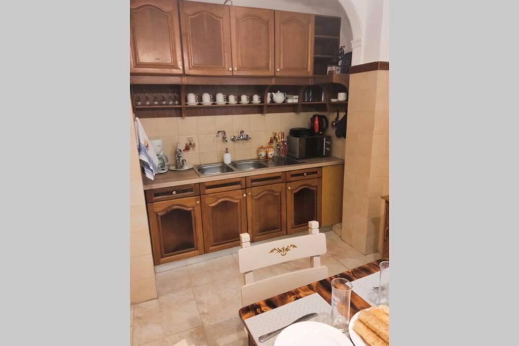 Apartment 95 M2, Center Of Sitia, Wifi, 350M Beach エクステリア 写真