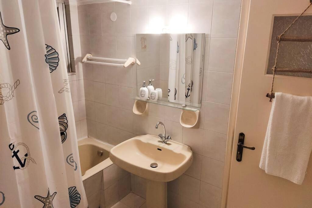 Apartment 95 M2, Center Of Sitia, Wifi, 350M Beach エクステリア 写真